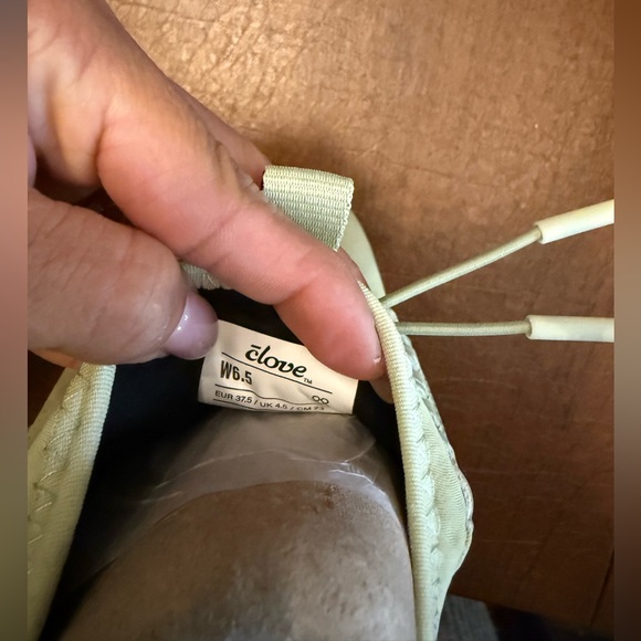 Go clove Women's Classic sage green nursing shoes - Picture 6 of 7